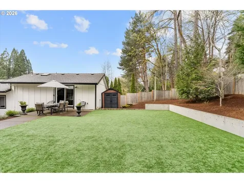 5619 SW Windsor Court Portland OR 97221