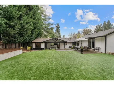 5619 SW Windsor Court Portland OR 97221