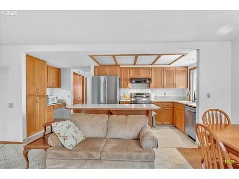 2332 NE 158th Avenue Portland OR 97230