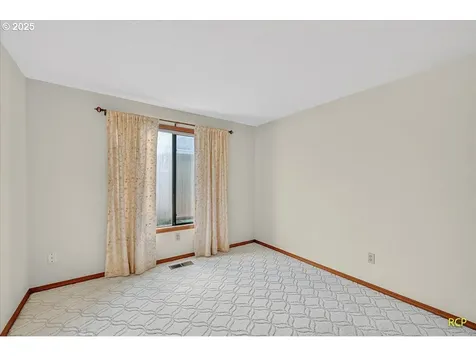 2332 NE 158th Avenue Portland OR 97230