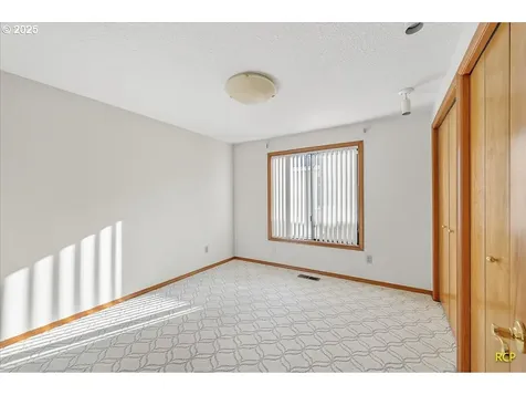 2332 NE 158th Avenue Portland OR 97230