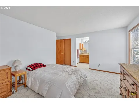2332 NE 158th Avenue Portland OR 97230