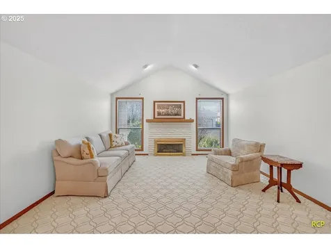 2332 NE 158th Avenue Portland OR 97230