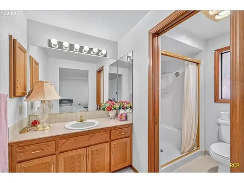 2332 NE 158th Avenue Portland OR 97230