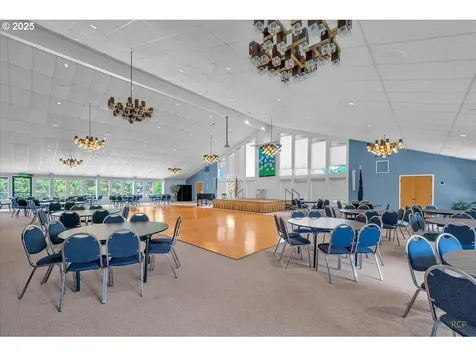 2332 NE 158th Avenue Portland OR 97230