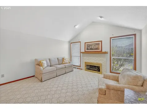 2332 NE 158th Avenue Portland OR 97230