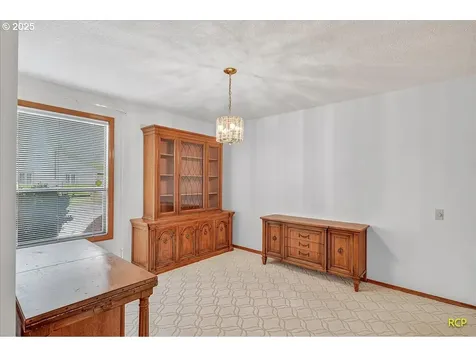 2332 NE 158th Avenue Portland OR 97230