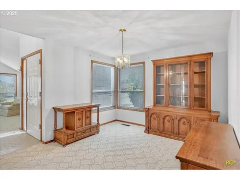 2332 NE 158th Avenue Portland OR 97230