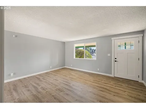 3762 Greenwood Street Eugene OR 97404