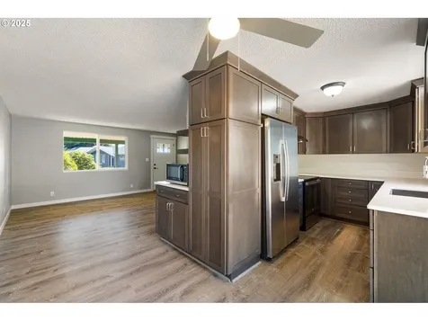 3762 Greenwood Street Eugene OR 97404