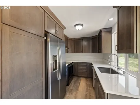 3762 Greenwood Street Eugene OR 97404