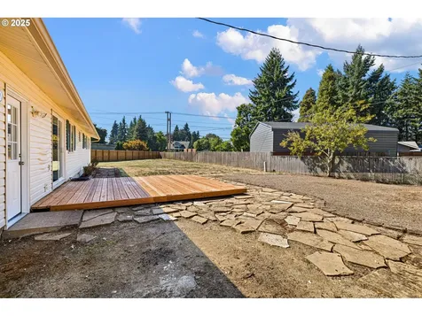 3762 Greenwood Street Eugene OR 97404