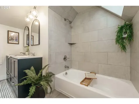 4824 NE 23rd Avenue Portland OR 97211