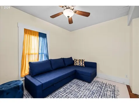 428 5th Street Springfield OR 97477