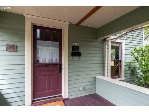 428 5th Street Springfield OR 97477