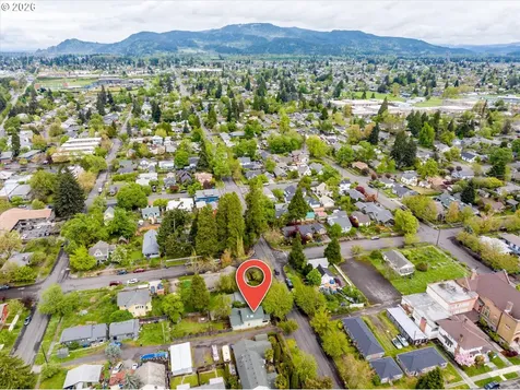 428 5th Street Springfield OR 97477