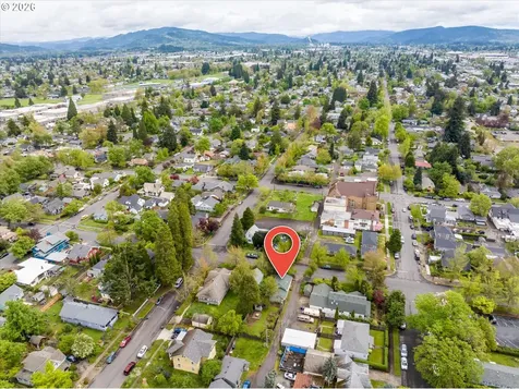 428 5th Street Springfield OR 97477