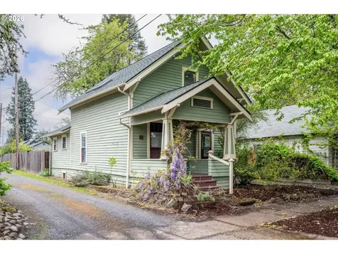 428 5th Street Springfield OR 97477