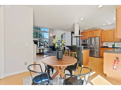 1176 SW Binford Lake Parkway Gresham OR 97080