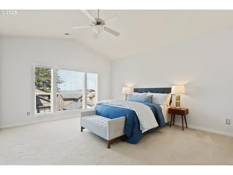 1176 SW Binford Lake Parkway Gresham OR 97080