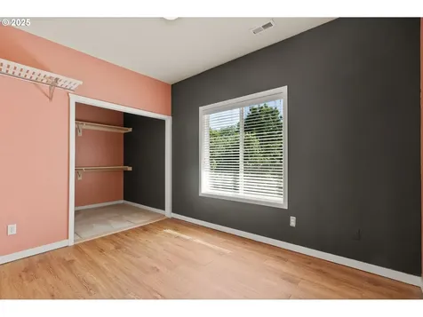 1176 SW Binford Lake Parkway Gresham OR 97080