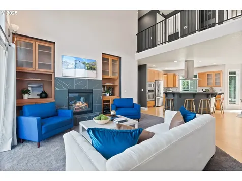 1176 SW Binford Lake Parkway Gresham OR 97080