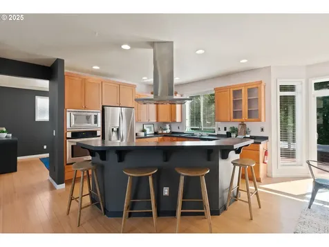 1176 SW Binford Lake Parkway Gresham OR 97080