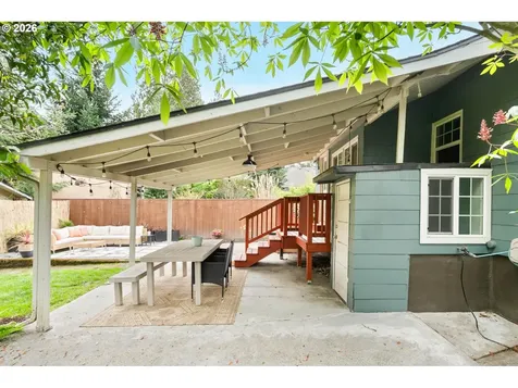 2105 N Winchell Street Portland OR 97217