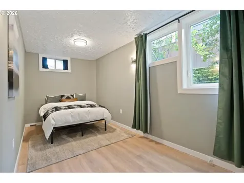 2105 N Winchell Street Portland OR 97217
