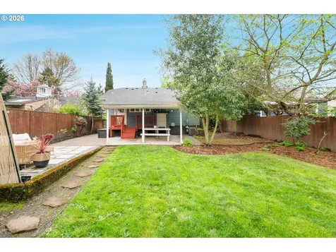 2105 N Winchell Street Portland OR 97217