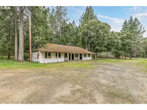 159 Bloom Road Wolf Creek OR 97497