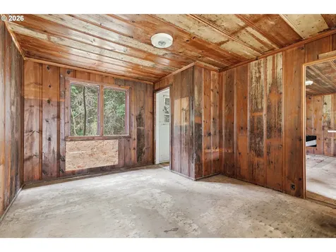 159 Bloom Road Wolf Creek OR 97497