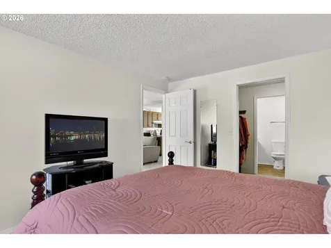 2372 2374 SW Edgefield Place Troutdale OR 97060