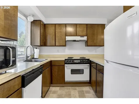 2372 2374 SW Edgefield Place Troutdale OR 97060