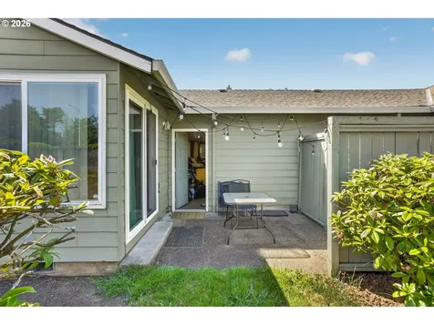 2372 2374 SW Edgefield Place Troutdale OR 97060