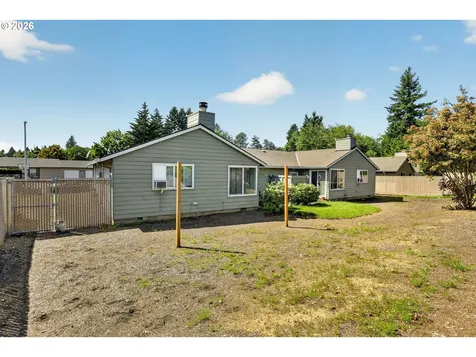 2372 2374 SW Edgefield Place Troutdale OR 97060