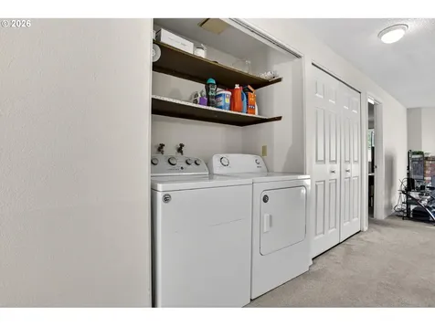 2372 2374 SW Edgefield Place Troutdale OR 97060