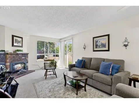 2372 2374 SW Edgefield Place Troutdale OR 97060