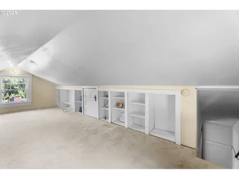 6908 SW 55th Avenue Portland OR 97219