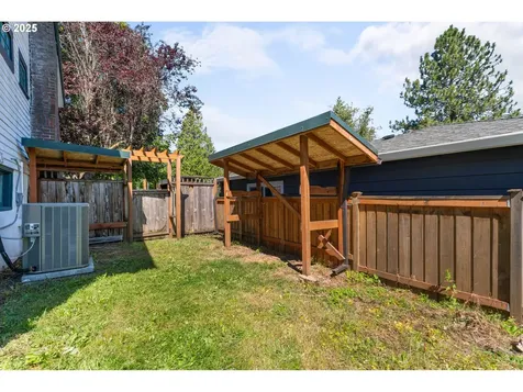 6908 SW 55th Avenue Portland OR 97219