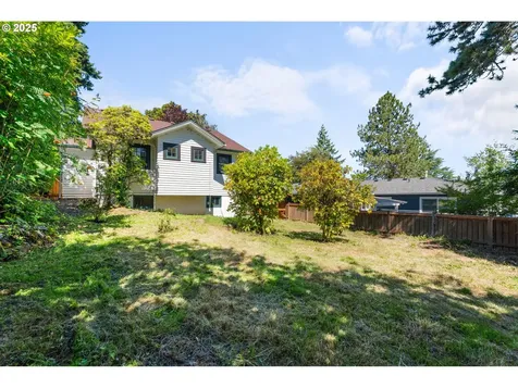 6908 SW 55th Avenue Portland OR 97219
