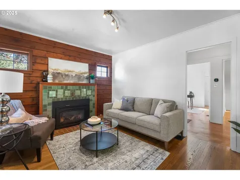 6908 SW 55th Avenue Portland OR 97219