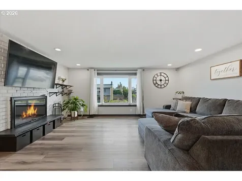 970 Josephine Street Oregon City OR 97045