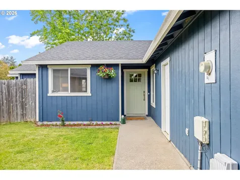 1146 SW James Court Dundee OR 97115