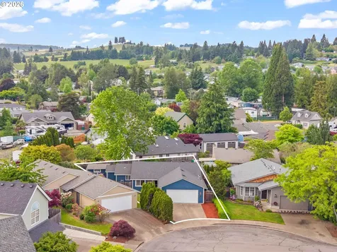 1146 SW James Court Dundee OR 97115
