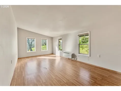 221 Oakview Drive Roseburg OR 97471