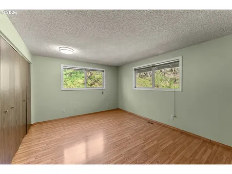 221 Oakview Drive Roseburg OR 97471