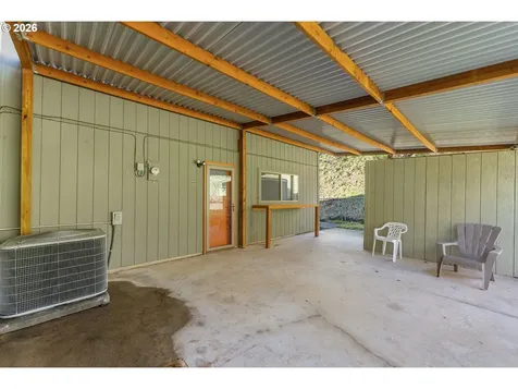 221 Oakview Drive Roseburg OR 97471
