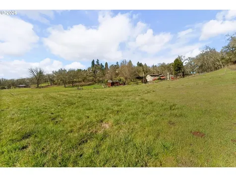 221 Oakview Drive Roseburg OR 97471