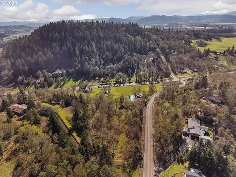 221 Oakview Drive Roseburg OR 97471